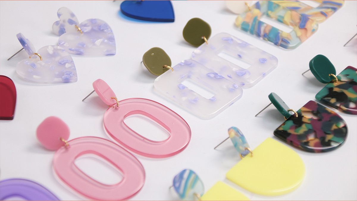 Colorful DIY earrings for beginners : Step 4