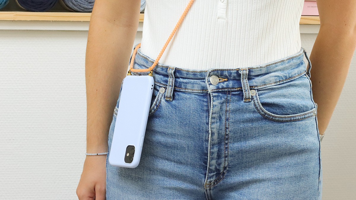 DIY Colorful phone cord tutorial