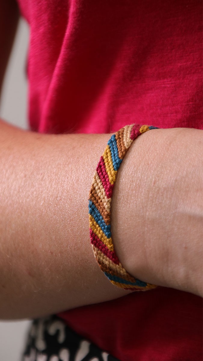 Easy autumn Brazilian bracelet