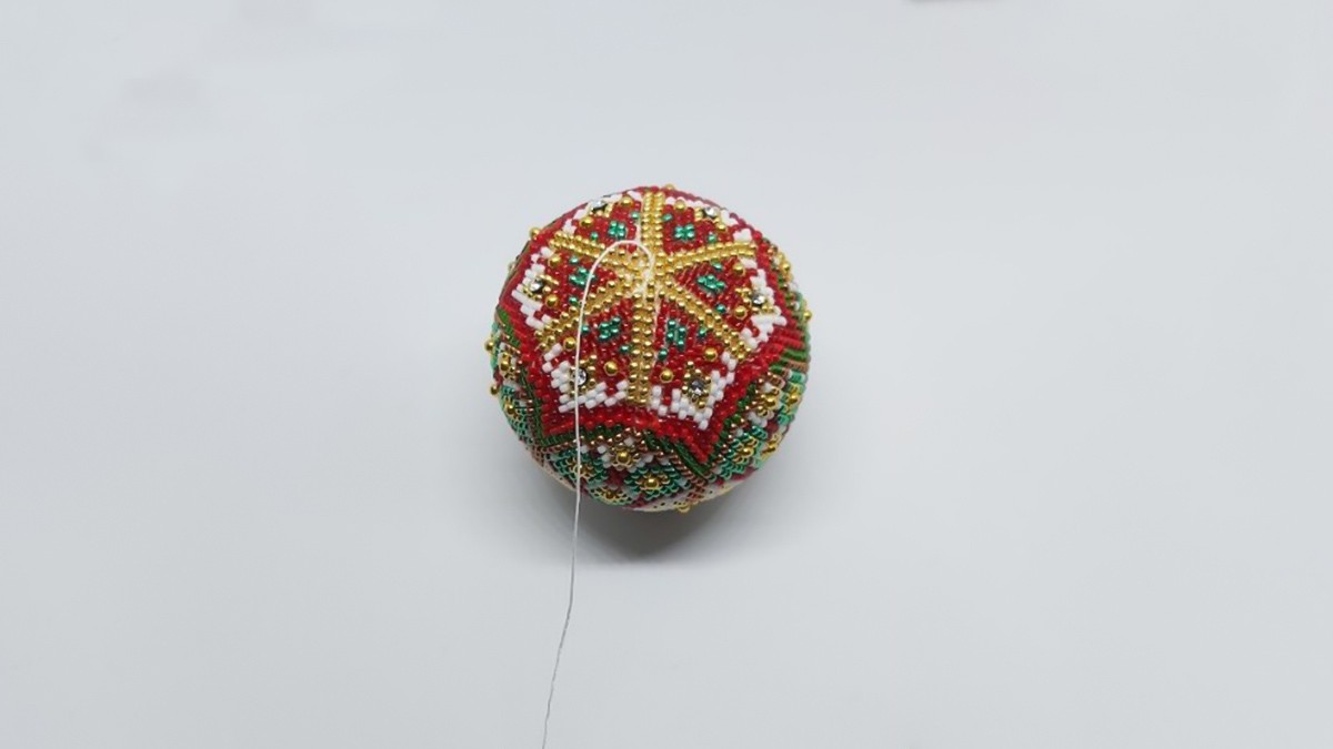 DIY Crochet Spiral Christmas Bauble : Step 7