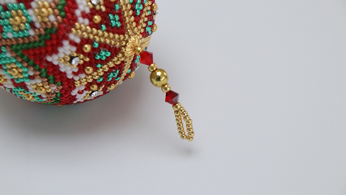 DIY Crochet Spiral Christmas Bauble : Step 9