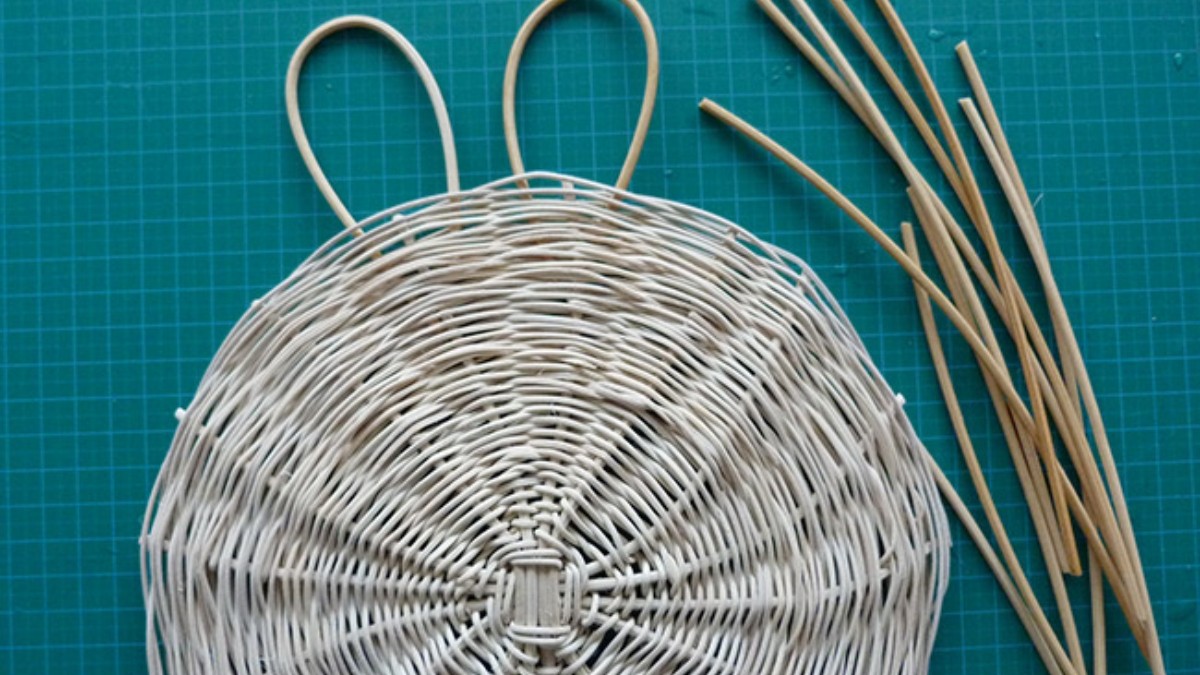 Easy DIY - Rattan mirror : Step 8 Easy DIY - Rattan mirror : Step 8