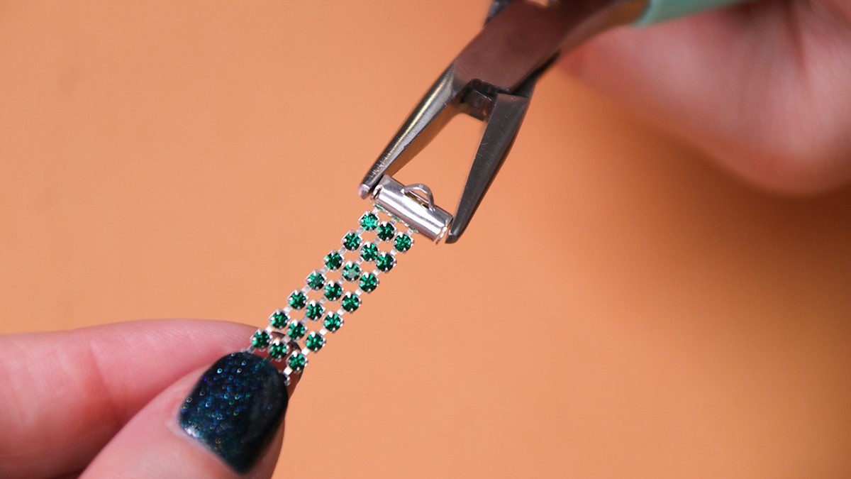 Silver strass multirang bracelet : Step 3
