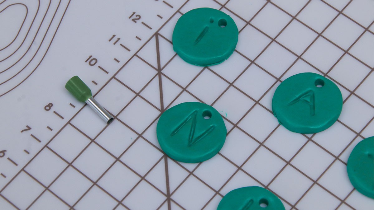 DIY Christmas decoration in polymer clay with silkscreen : Step 6 DIY Christmas decoration in polymer clay with silkscreen : Step 6