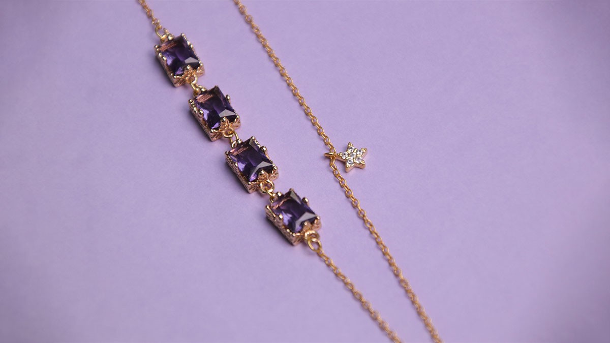 Necklace with faceted glass spacers : Step 3