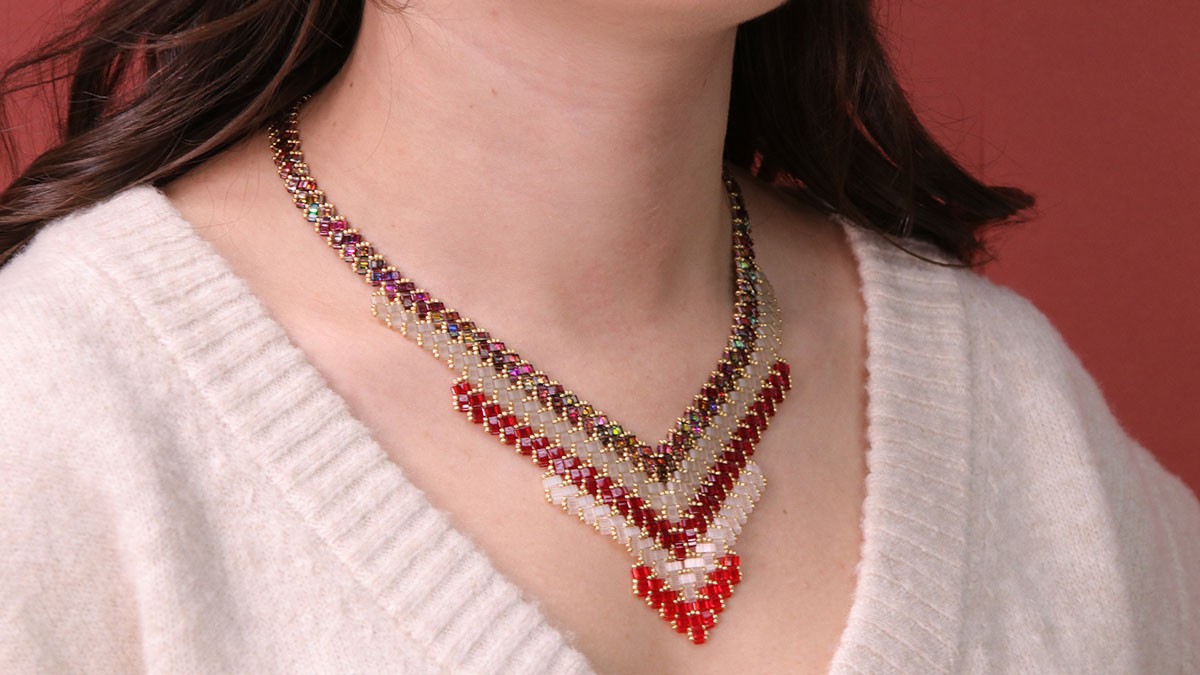 Pointed necklace with Miyuki Half Tila