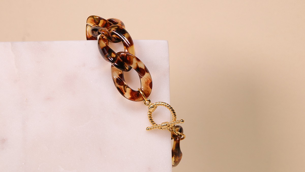 Schema DIY Bracelet with leopard pattern acrylic links Schema DIY Bracelet with leopard pattern acrylic links