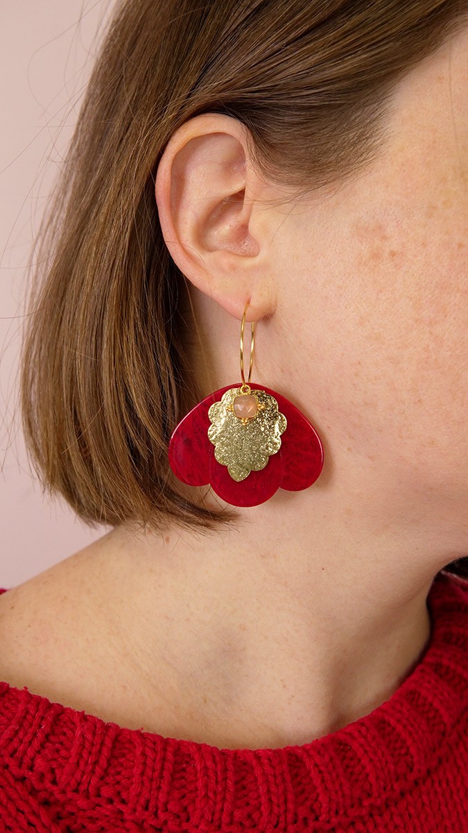Schema 3-petal earrings in acetate and gold leaves Schema 3-petal earrings in acetate and gold leaves