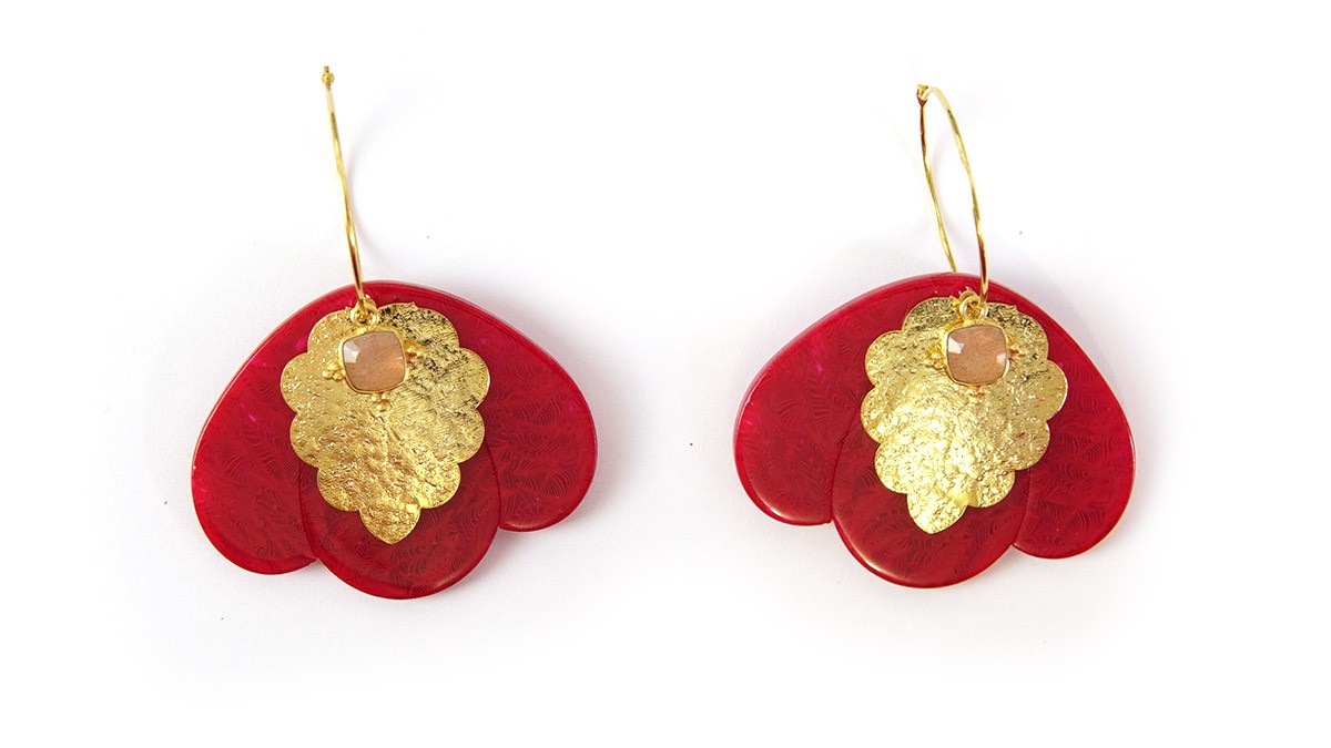 3-petal earrings in acetate and gold leaves : Step 1 3-petal earrings in acetate and gold leaves : Step 1