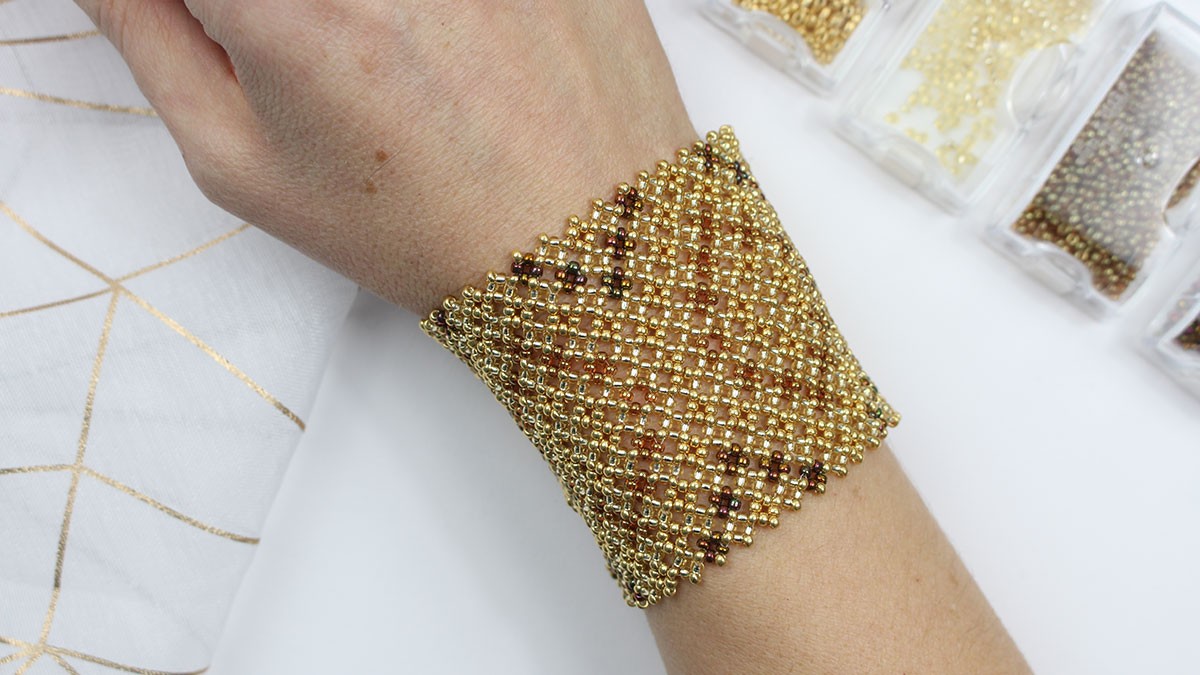Schema Gold-plated pondo stitch cuff bracelet Schema Gold-plated pondo stitch cuff bracelet