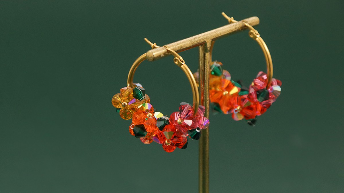 Creole flowers DIY beaded toupies : Step 11