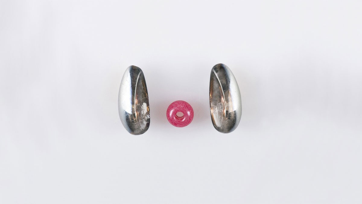 Women's bracelet with glass beads Preciosa Chilli : Step 1