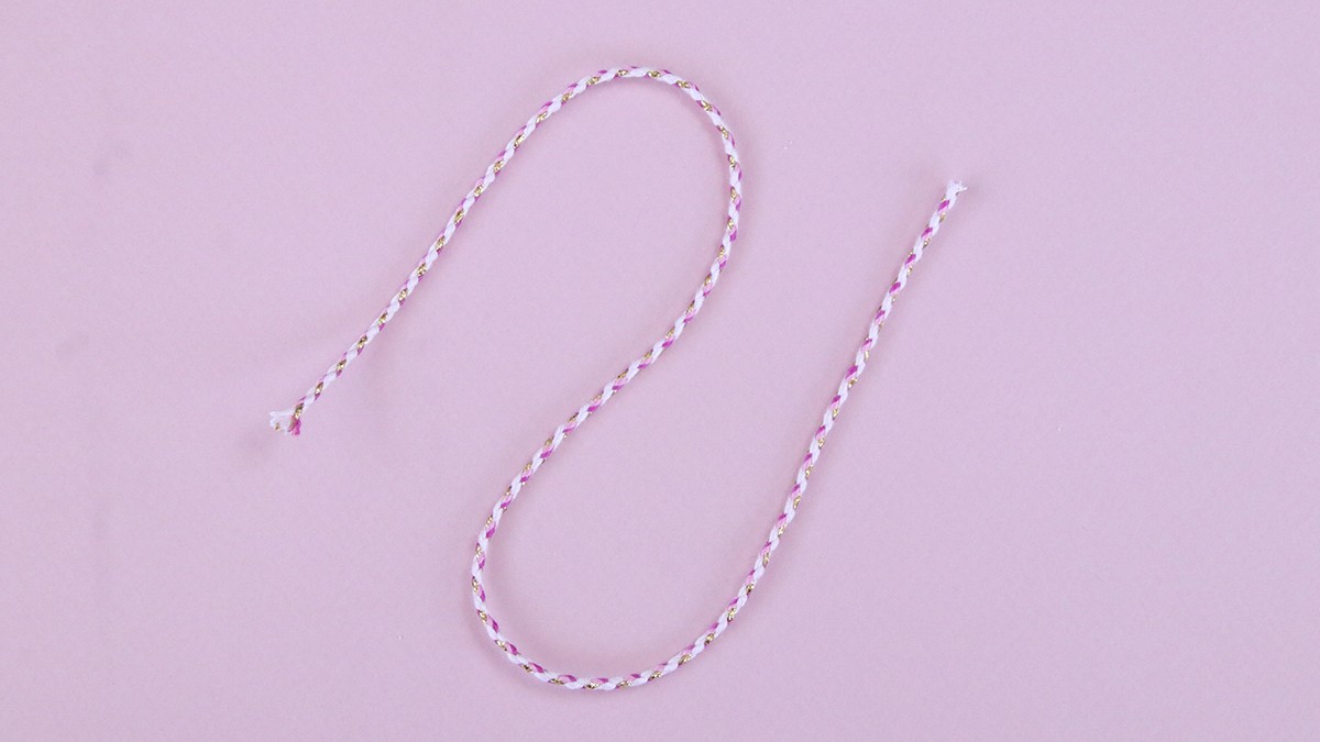 Necklace with braided cords and epoxy pendants : Step 1