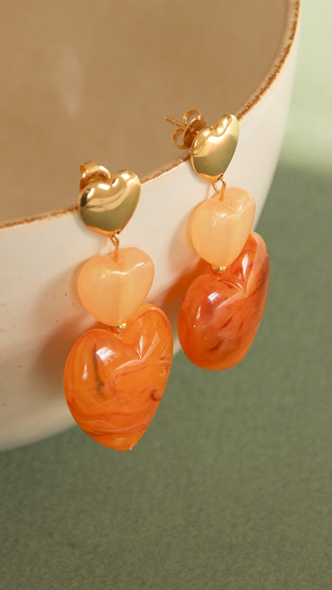 Schema  Drop earrings with heart beads