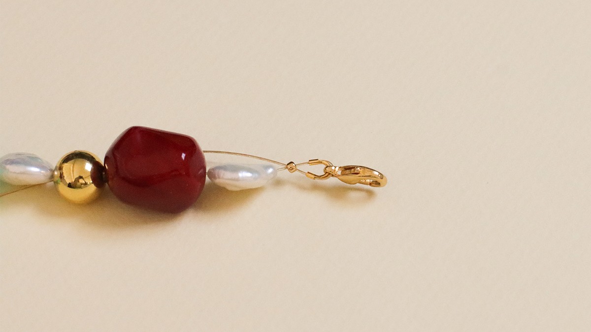 Vintage pearl mix bracelet : Step 3