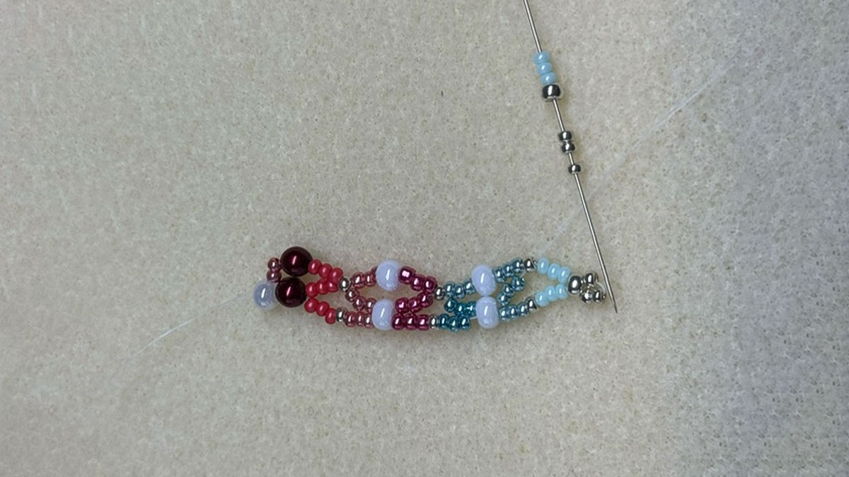 11/0 seed beads netting necklace : Step 9 11/0 seed beads netting necklace : Step 9