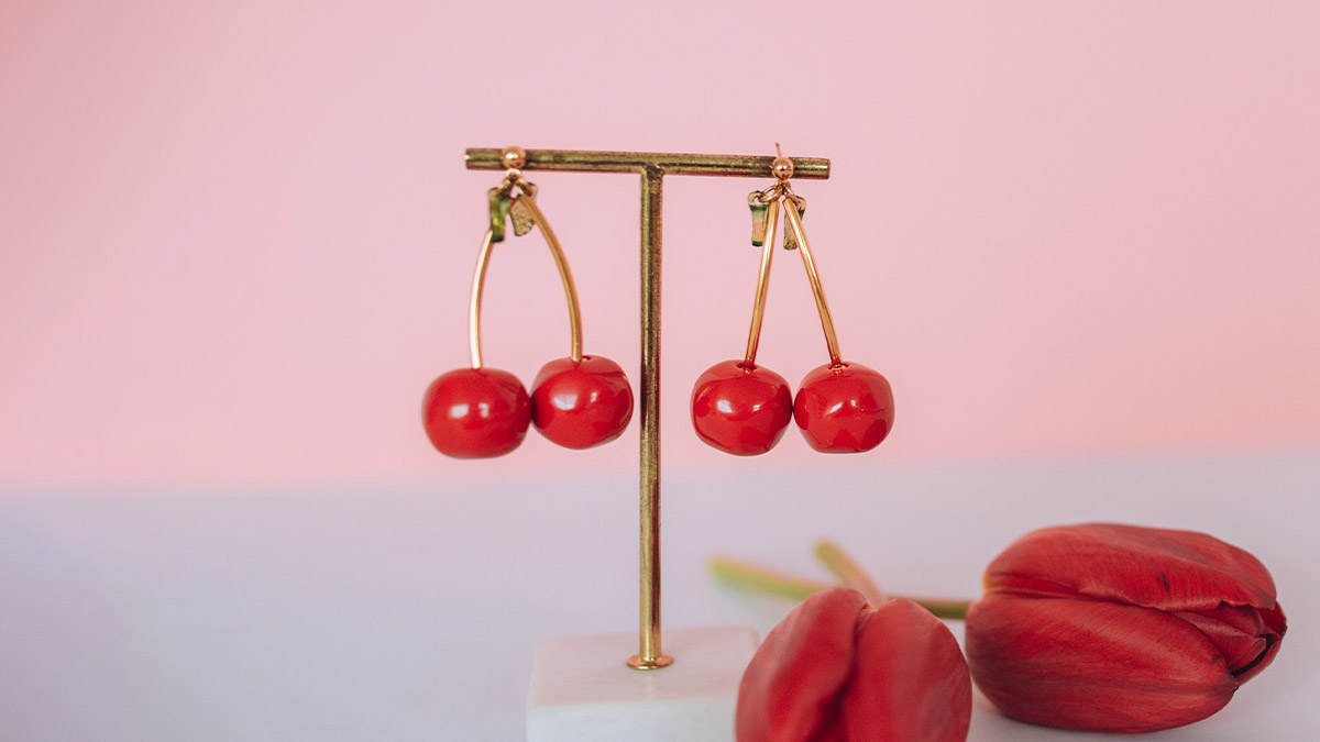 Cherry easy pearl earrings
