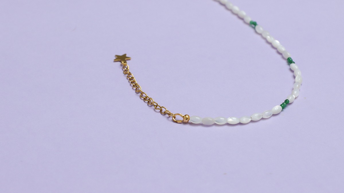 Pearl and chip necklace : Step 5