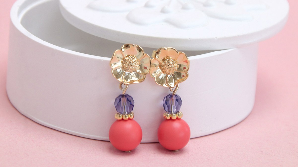 Schema Colorful crystal and pearl earrings Schema Colorful crystal and pearl earrings