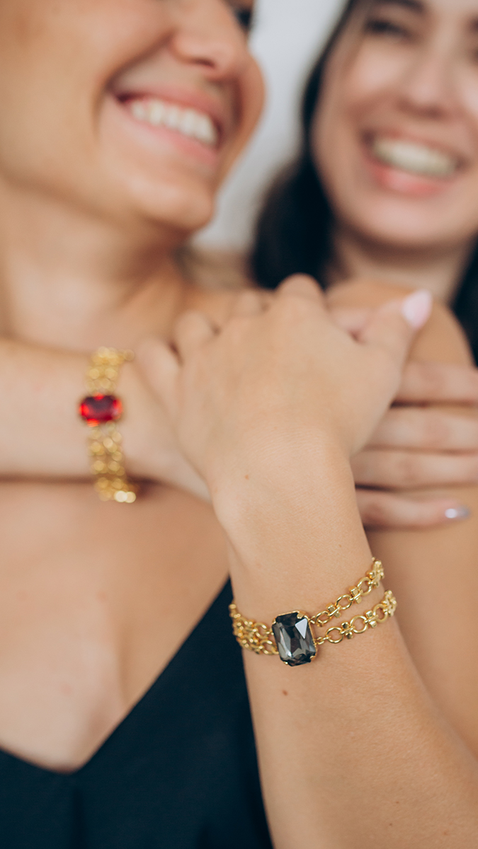 Schema Vintage double-link bracelet with Aurora crystal setting Schema Vintage double-link bracelet with Aurora crystal setting