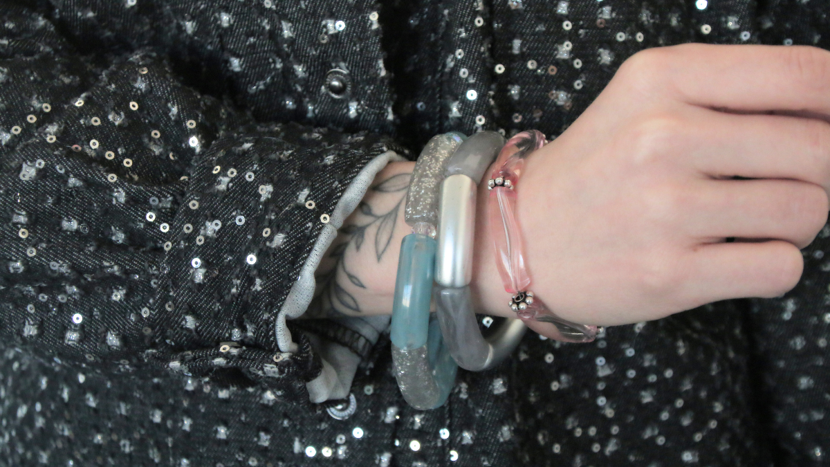 Schema  Elastic bracelets in silver tubes