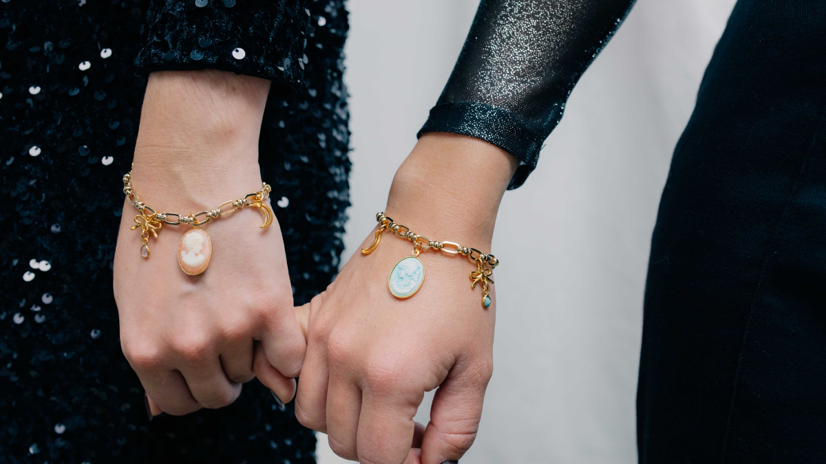 Vintage gold mesh bracelet with charms