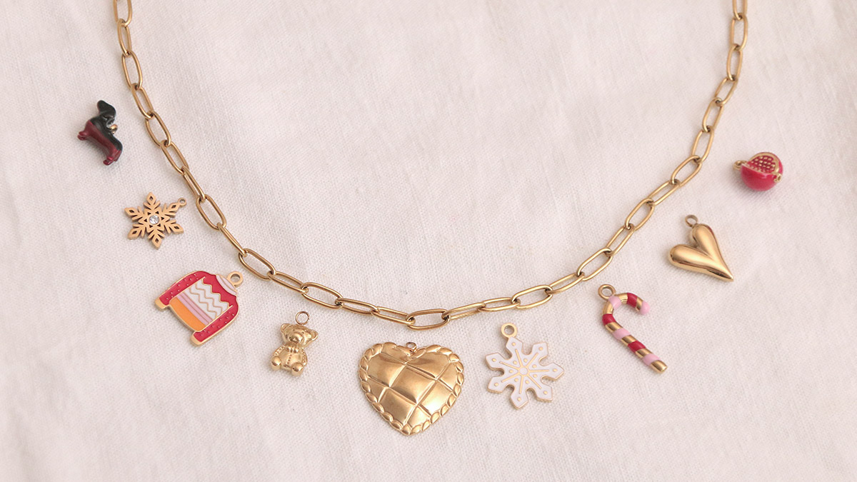 Charms Stainless Steel Winter Necklace : Step 1