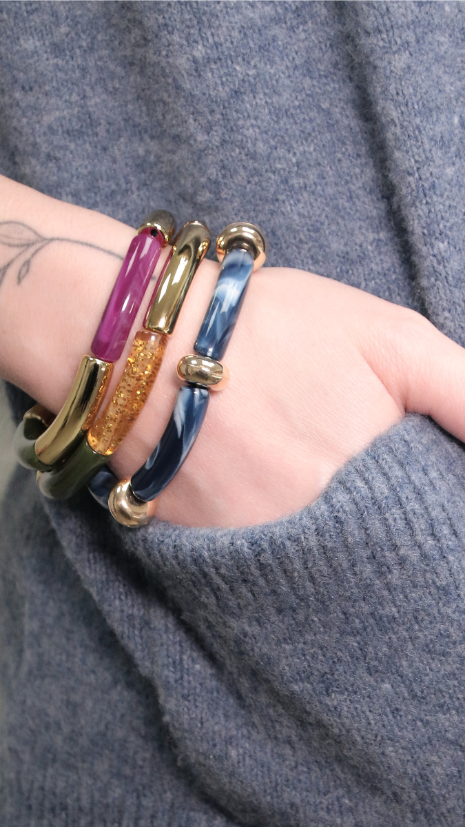 Schema  Elastic bracelets with tube beads, winter trend