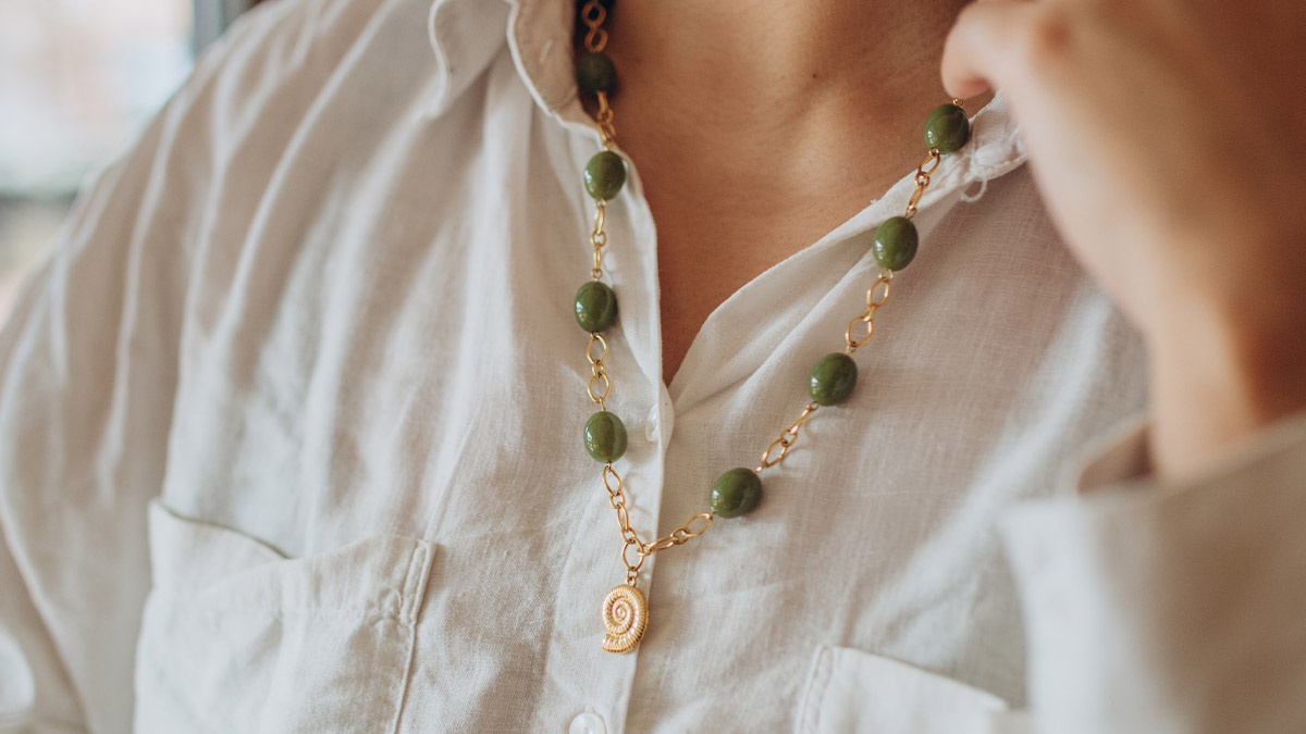 Khaki olive beads long necklace Khaki olive beads long necklace