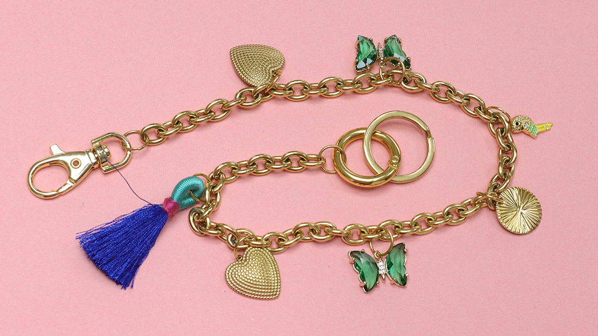 Bag jewel key chain and charms : Step 5