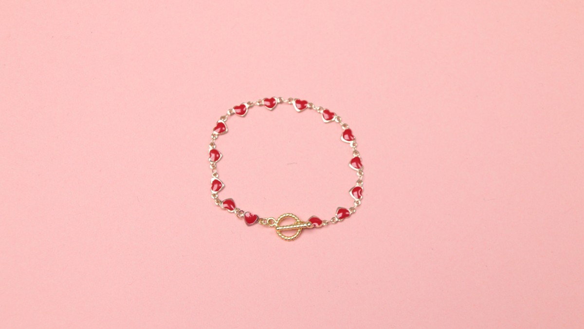 Schema Red hearts bracelet very easy to make Schema Red hearts bracelet very easy to make