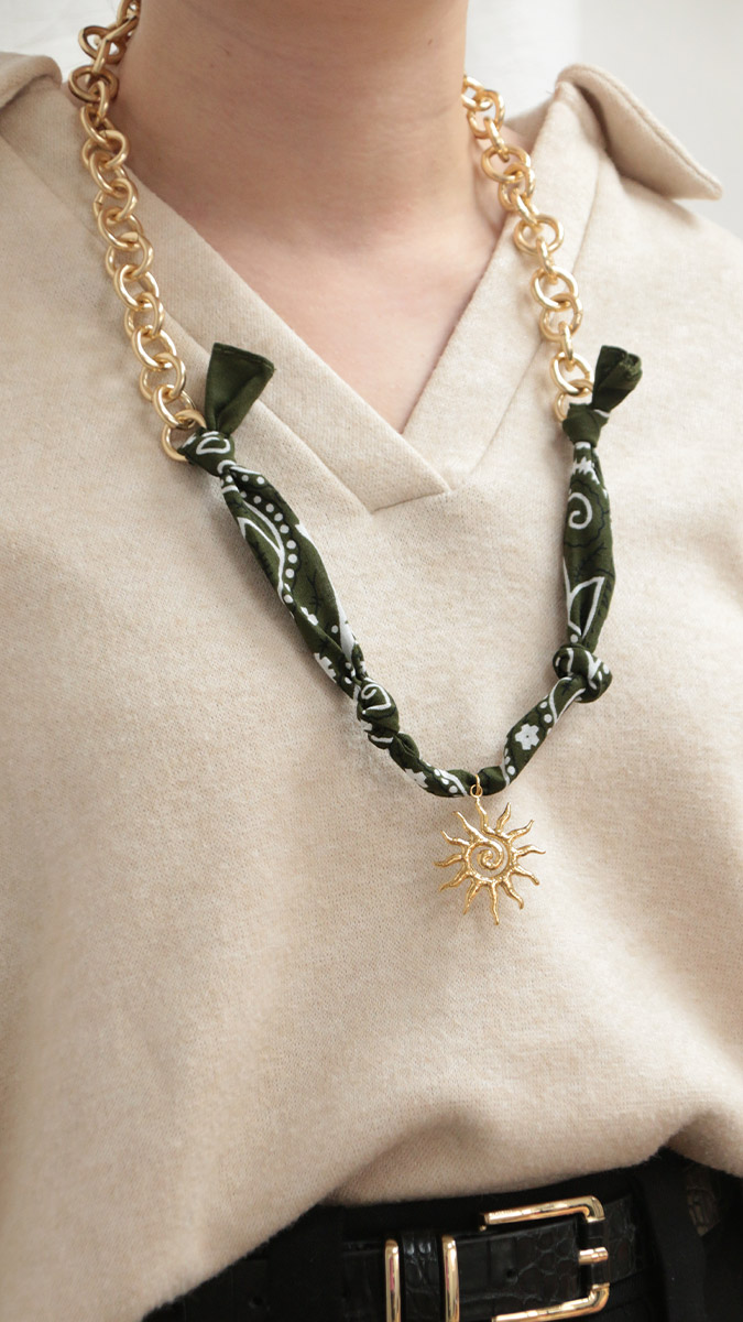 Schema  Women's Bandana necklace with sun pendant