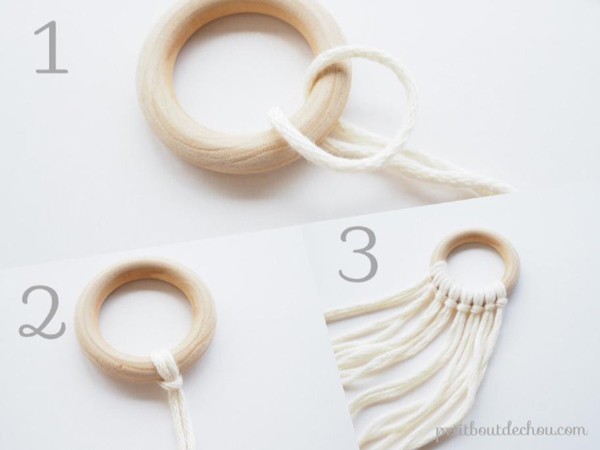 DIY hanging mirror with macramé and wooden beads : Step 2 DIY hanging mirror with macramé and wooden beads : Step 2