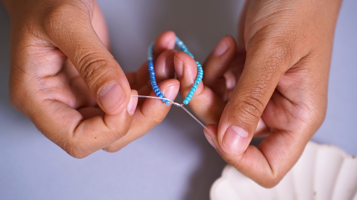 Trio of marine bracelets : Step 3