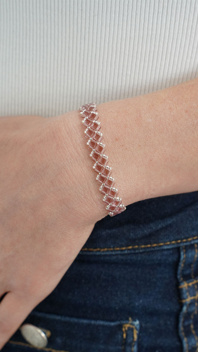 1 chevron bracelet with Miyuki Half Tila beads