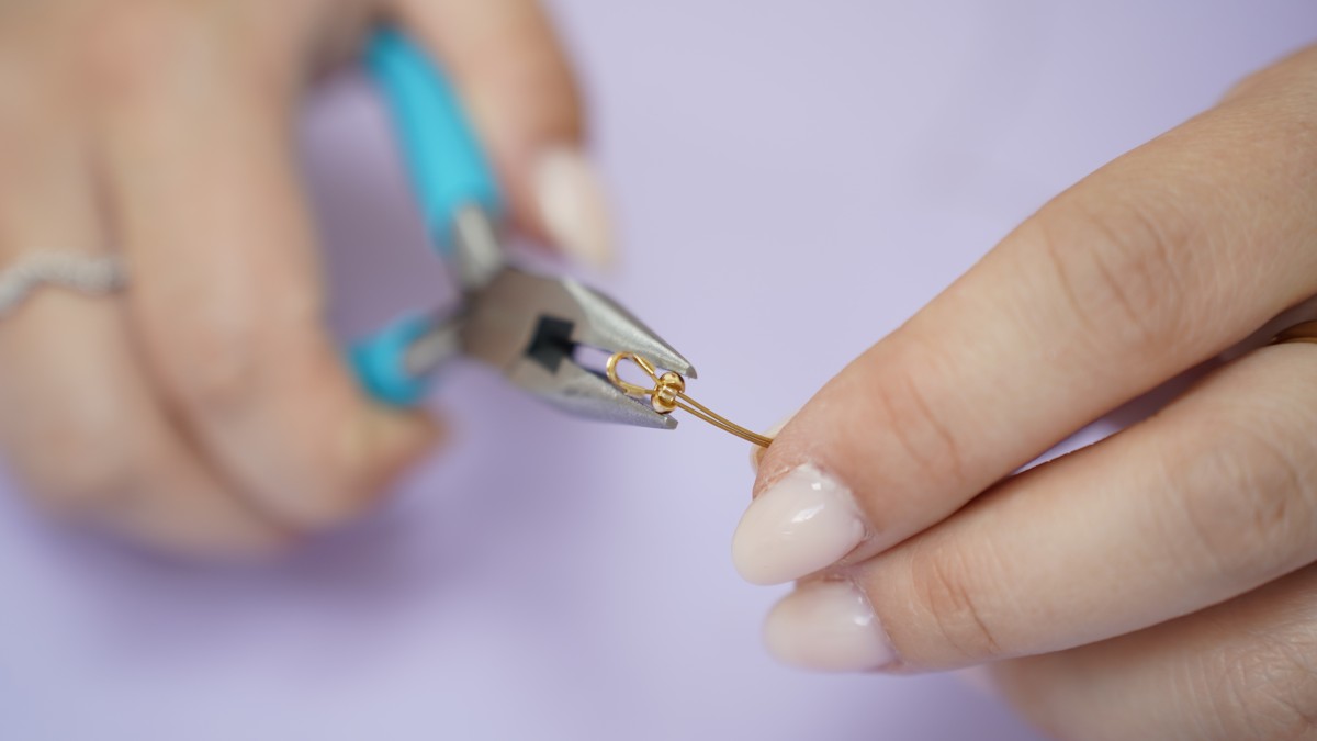 Ceramic bead necklace with glass pendant : Step 2 Ceramic bead necklace with glass pendant : Step 2