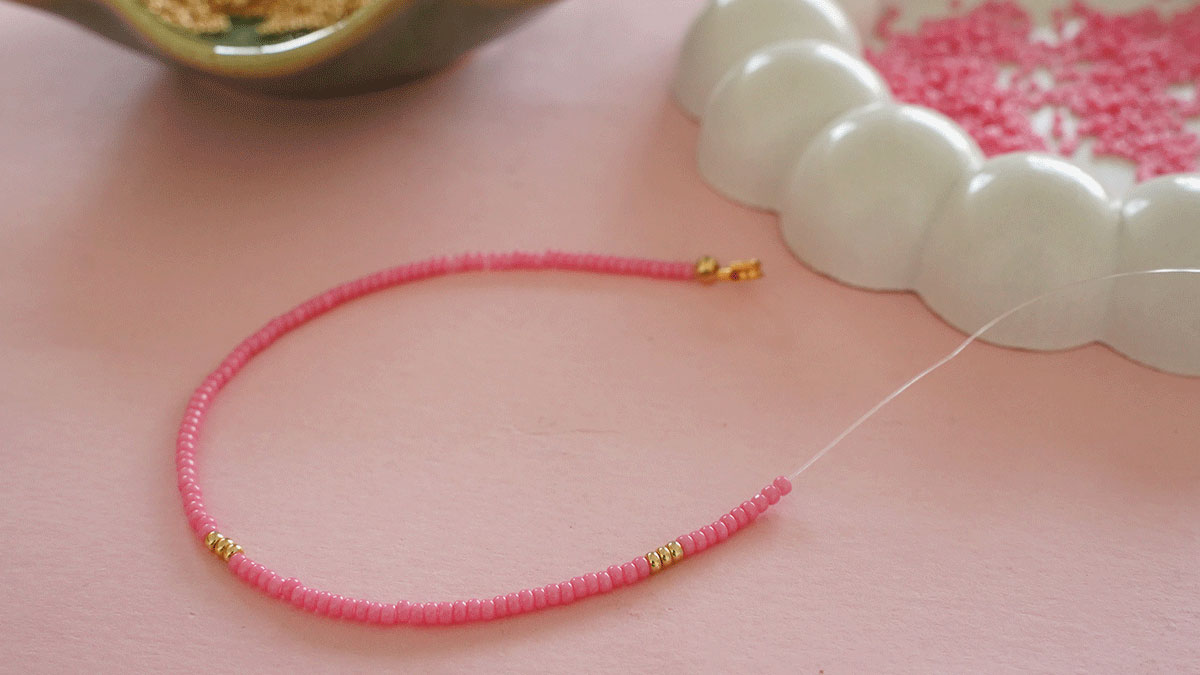 Miyuki pink beads necklace and bracelet set : Step 3 Miyuki pink beads necklace and bracelet set : Step 3