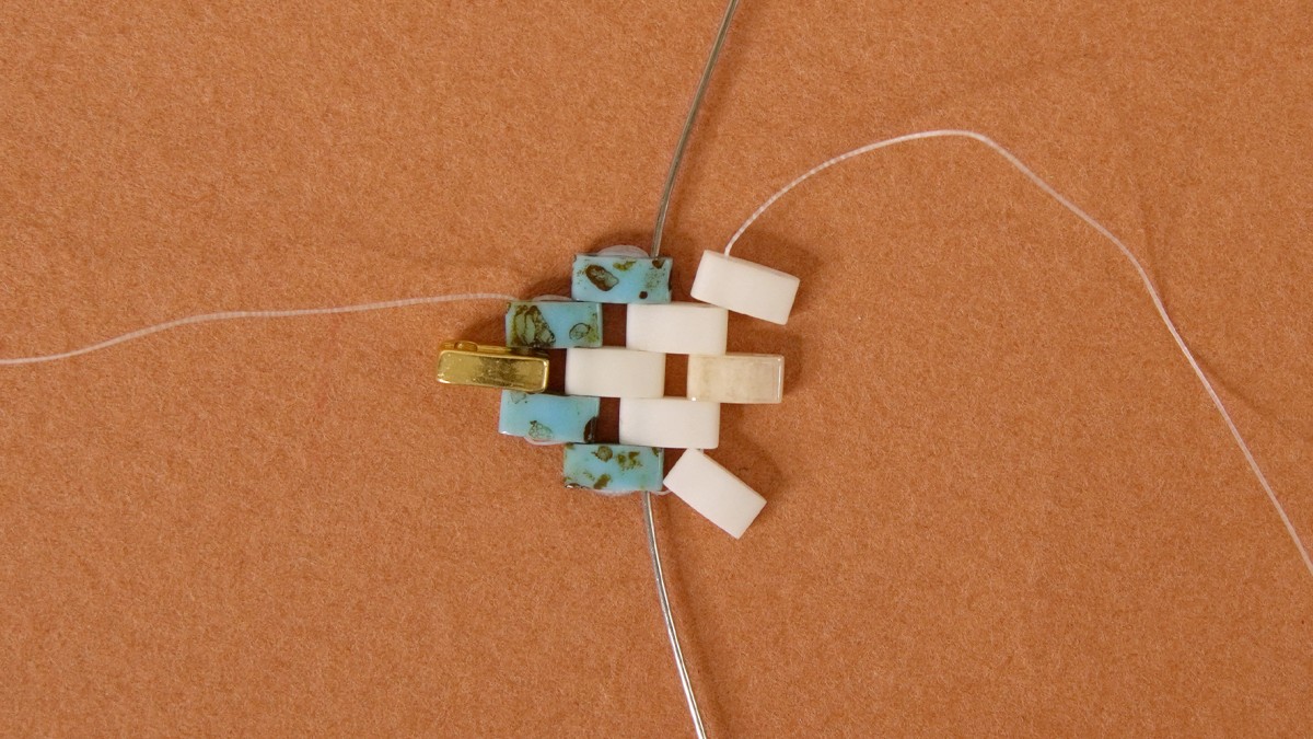 Half Tila Miyuki Beads Bracelet : Step 4