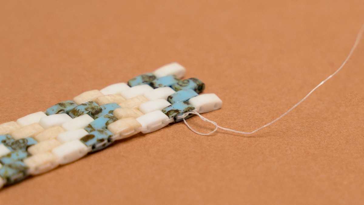 Half Tila Miyuki Beads Bracelet : Step 7