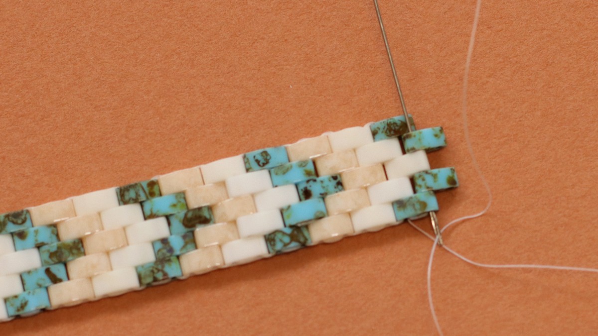 Half Tila Miyuki Beads Bracelet : Step 10