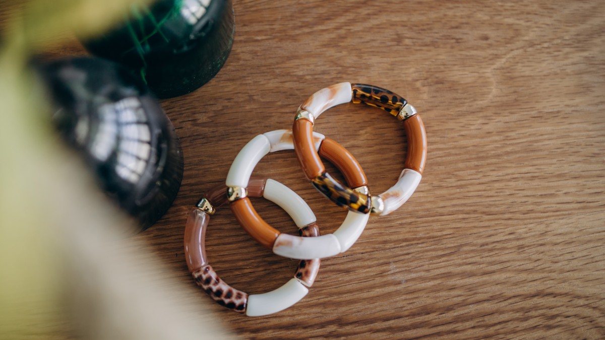 Schema Elastic bracelets with autumn tube beads Schema Elastic bracelets with autumn tube beads