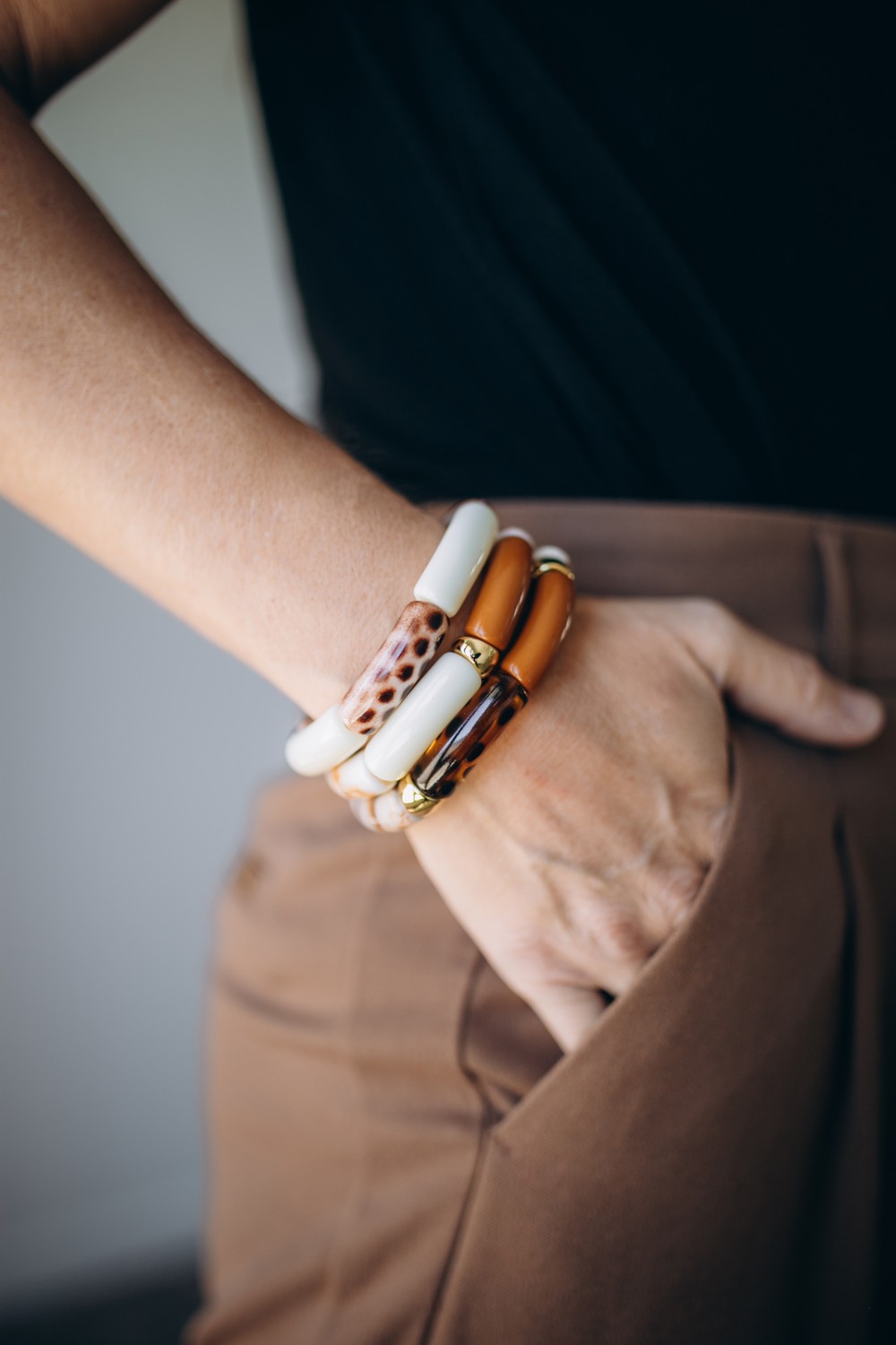 Elastic bracelets with autumn tube beads