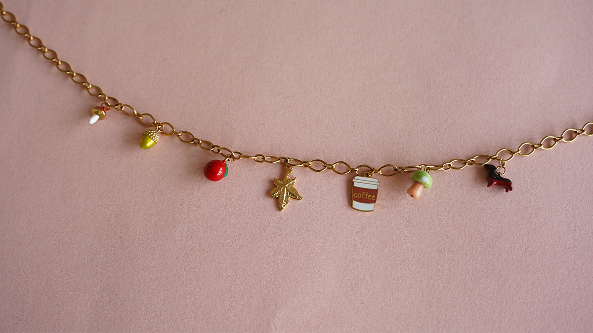 My DIY Jewelry - Jewelry Kit Autumn Charms Necklace in Stainless Steel Gilded : Step 3