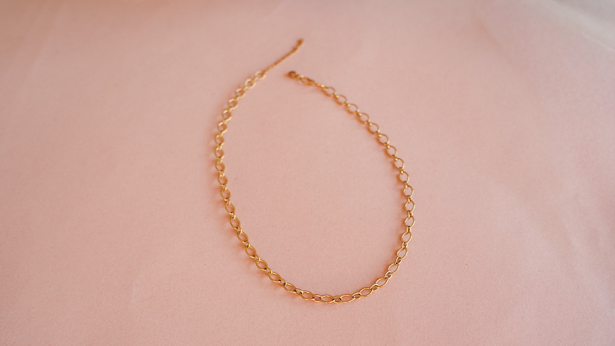 Mes bijoux DIY - Jewelry Kit Western charms necklace in gold-plated stainless steel : Step 1 Mes bijoux DIY - Jewelry Kit Western charms necklace in gold-plated stainless steel : Step 1