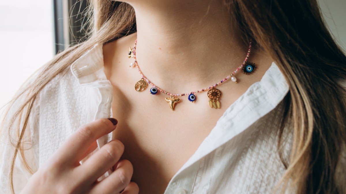 Seed beads charms necklace