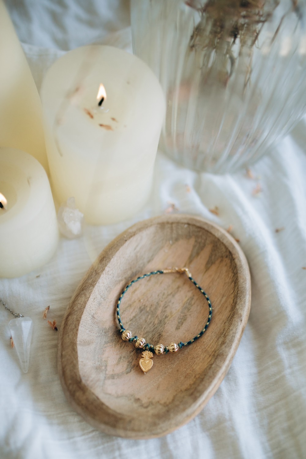 Heart cord bracelet ex voto