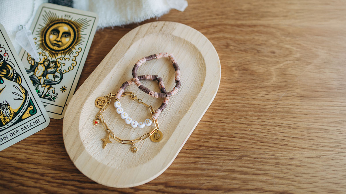 Schema Symbolic bracelets with Mixed Charms & Letters Schema Symbolic bracelets with Mixed Charms & Letters