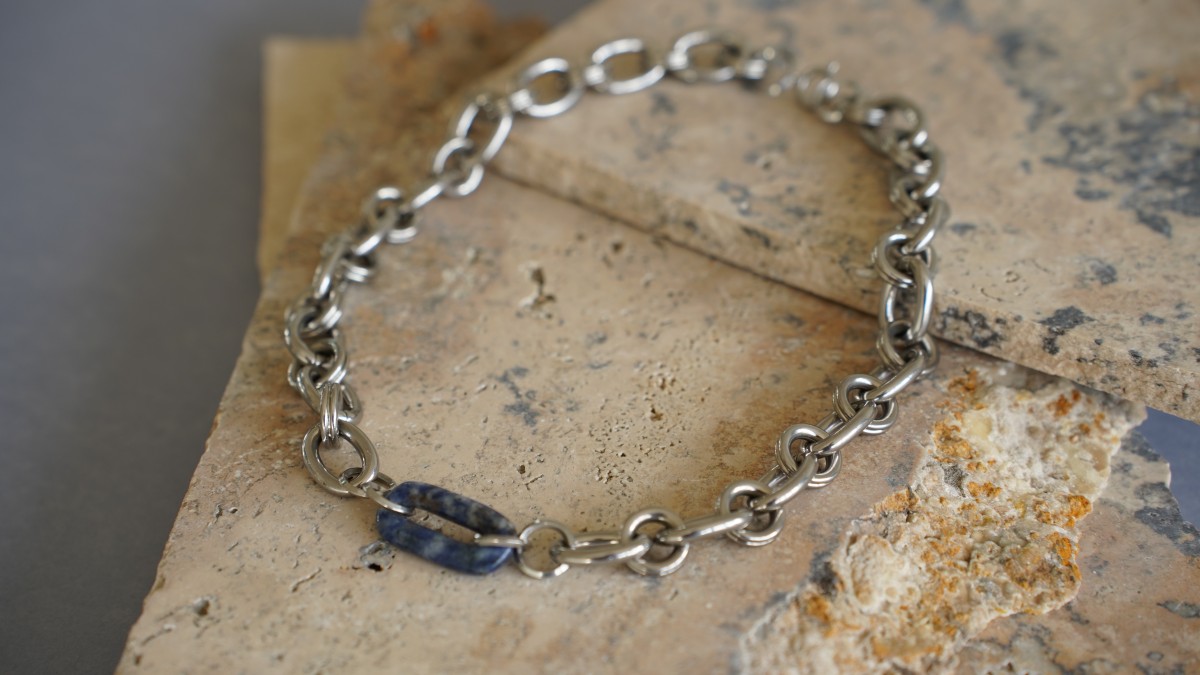 Bracelet and necklace with natural stones : Step 10 Bracelet and necklace with natural stones : Step 10