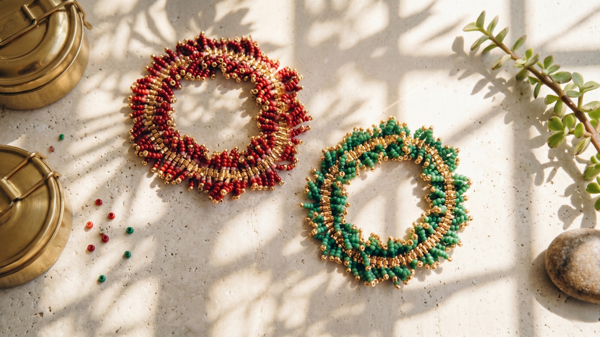 Miyuki burgundy and gold fringed bracelet : Step 1