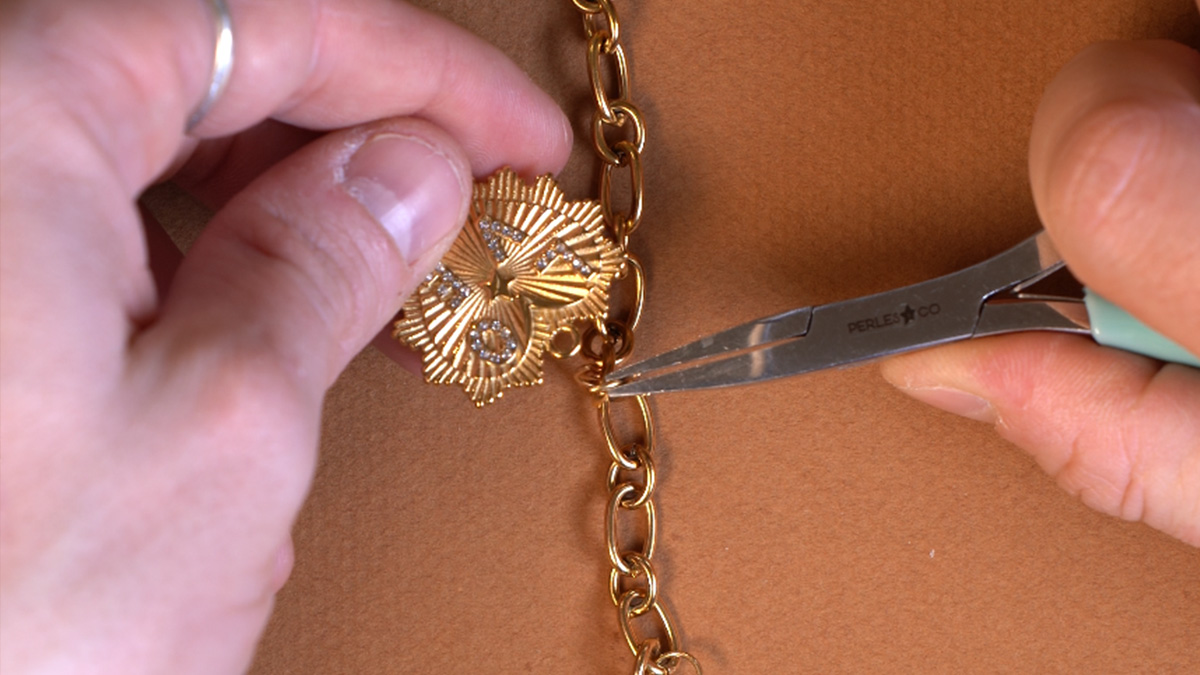 DIY bag jewelry stainless steel charms and resin beads : Step 5